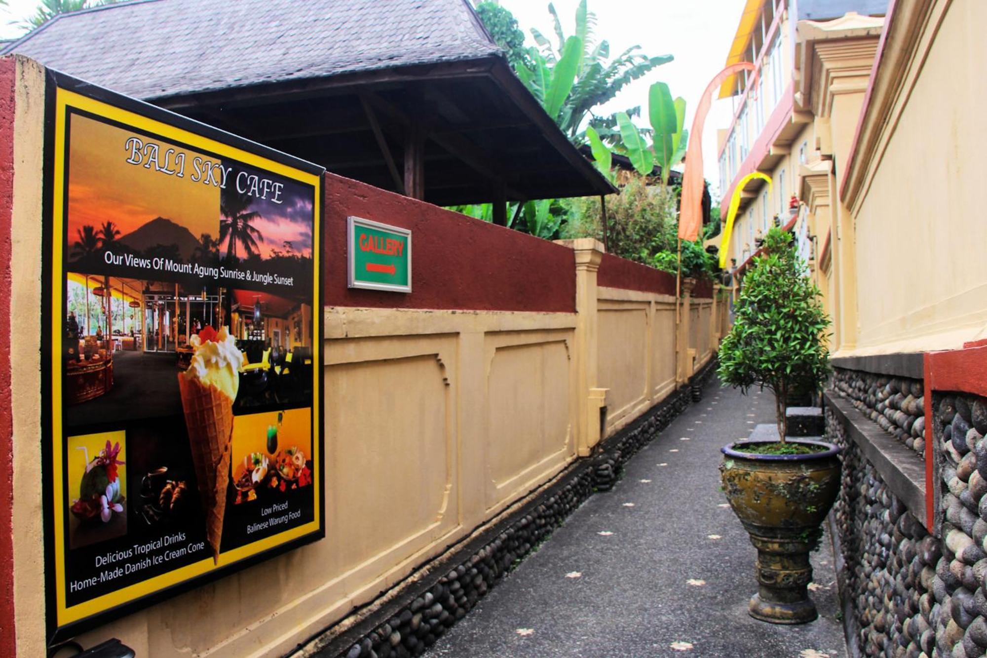 Tanah Merah Art Resort Ubud Exterior foto